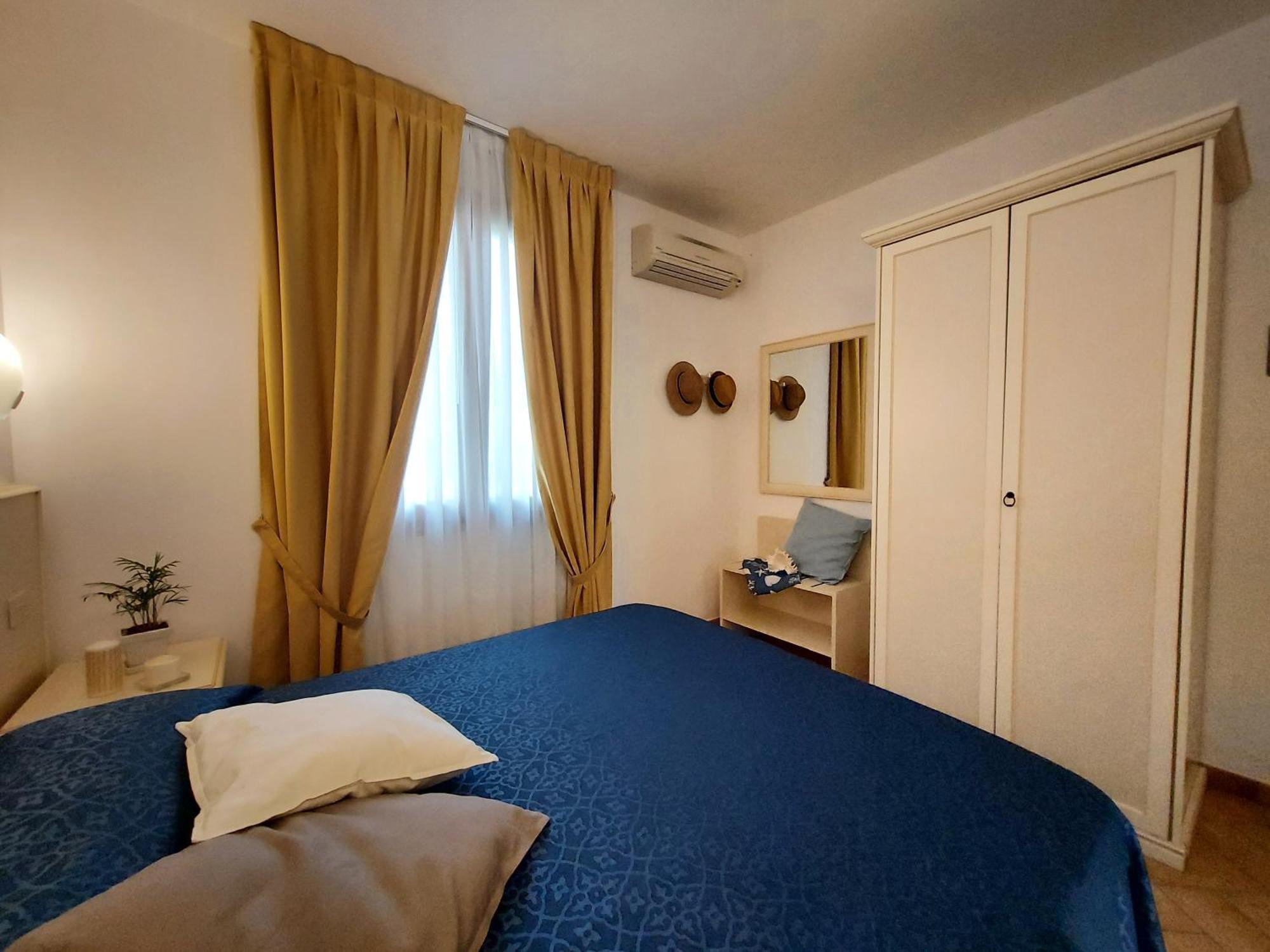 Lido Azzurro Residence Rta Capoliveri  Zimmer foto