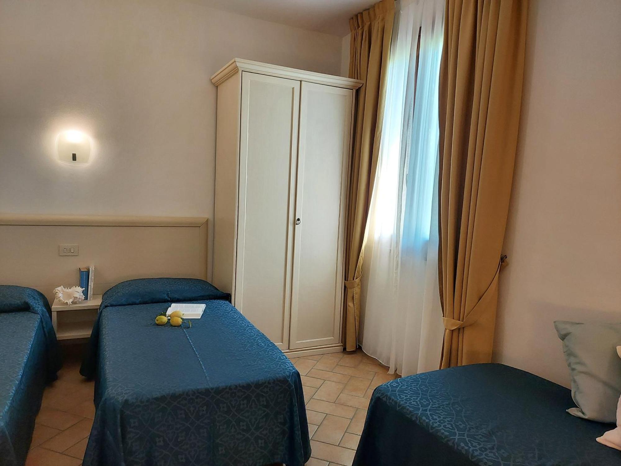 Lido Azzurro Residence Rta Capoliveri  Zimmer foto