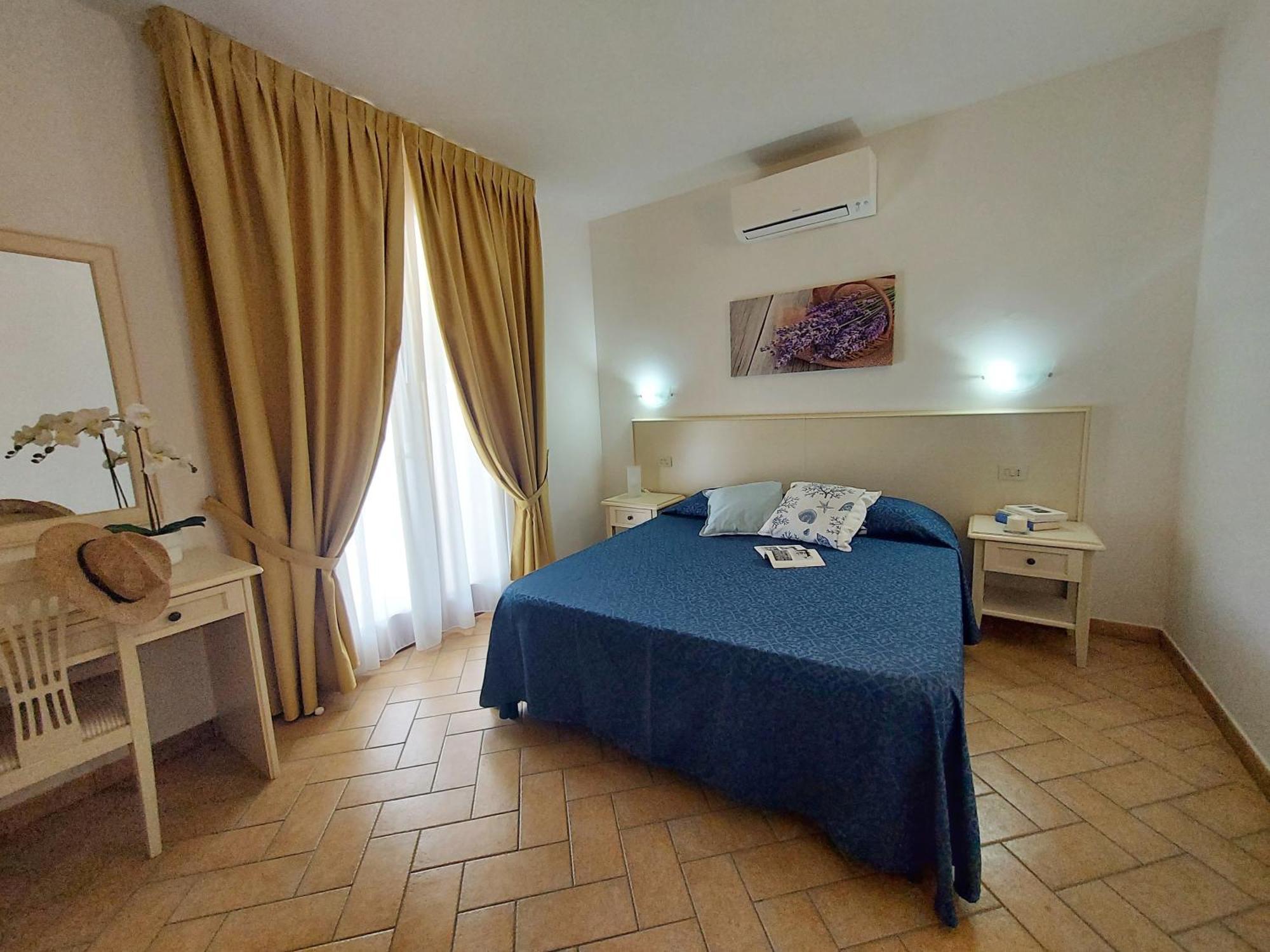 Lido Azzurro Residence Rta Capoliveri  Zimmer foto