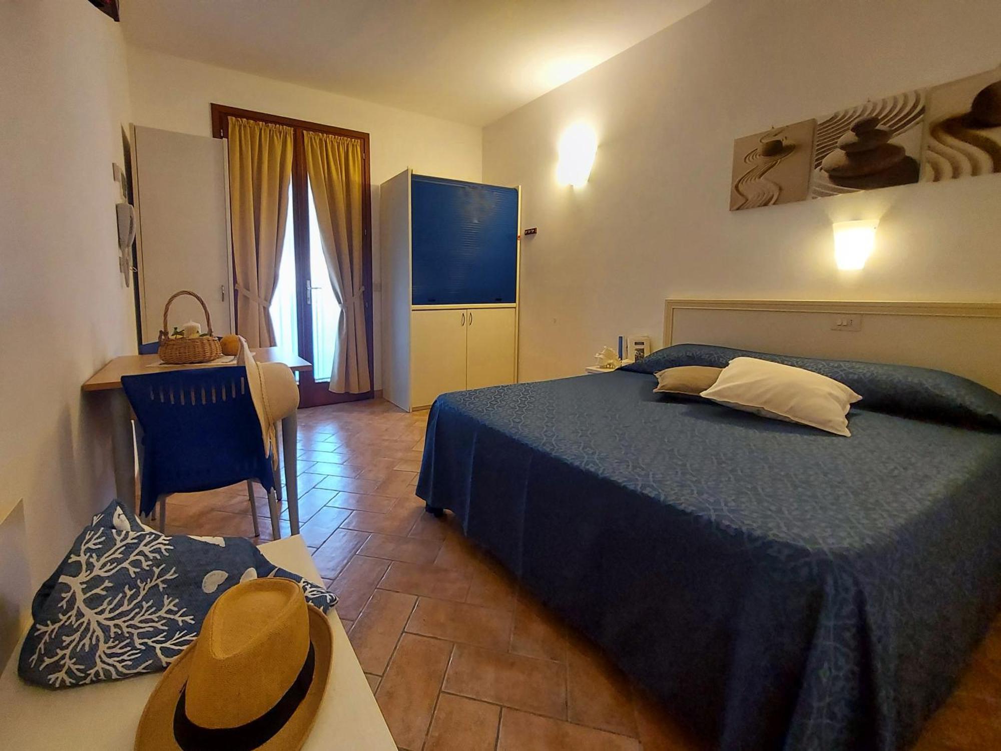 Lido Azzurro Residence Rta Capoliveri  Zimmer foto