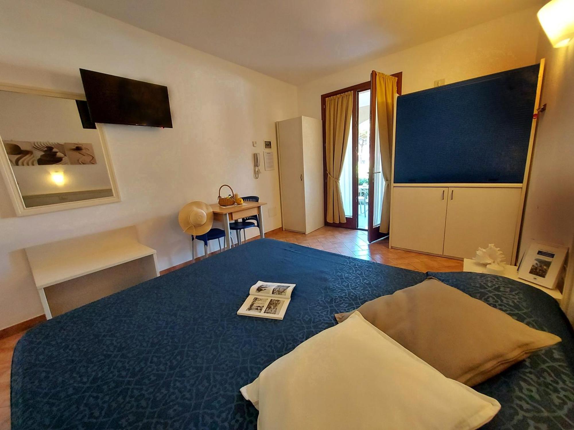 Lido Azzurro Residence Rta Capoliveri  Zimmer foto